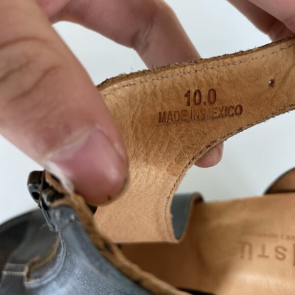 Bed Stu Olena Peep Toe Chunky Heel Zippered Sandals Size 10 Boho Western - Picture 9 of 9